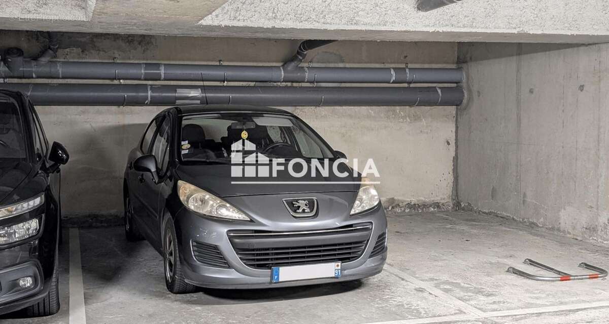 Appartement à CHILLY-MAZARIN