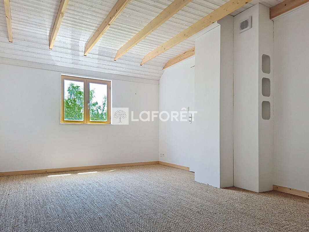 Maison Lizio 4 pièce(s) 100 m2 - photo 8