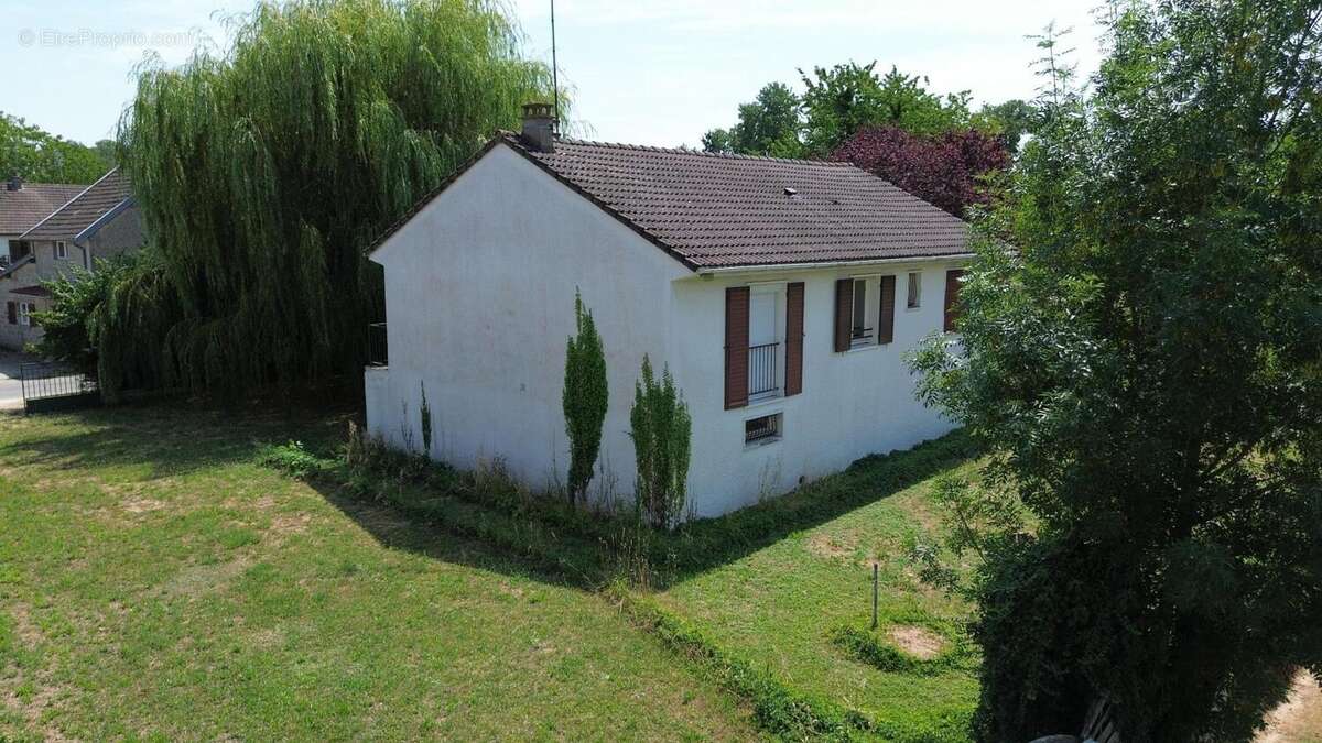 Maison 89 m² à Cosne-Cours-Sur-Loire  - photo 2