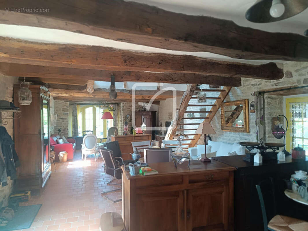 Longère ,Chaumière 161m2  Aux portes de Vannes (Saint-Nolff) - photo 5