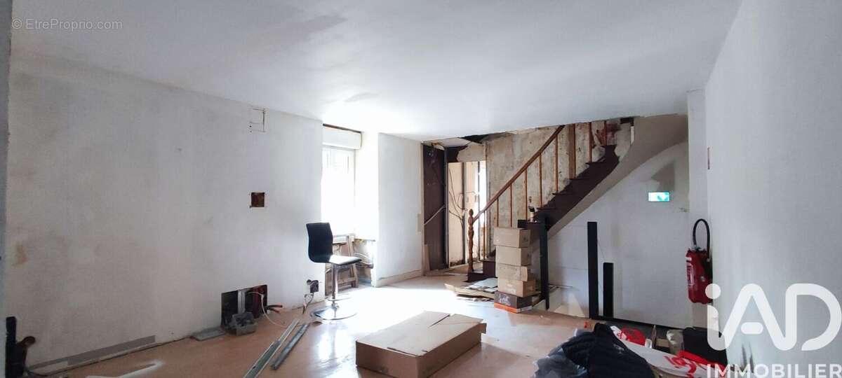 Appartement 150 m² à La Creche  - photo 8