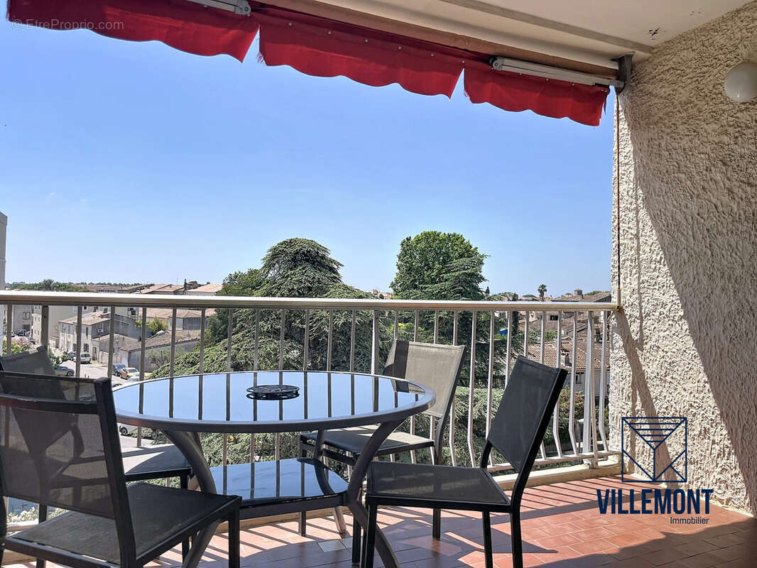 Terrasse - Appartement à LUNEL
