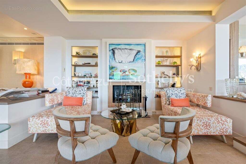 Saint Jean Cap Ferrat, domaine privé avec deux villas, parc paysager, piscine à débordement - photo 6