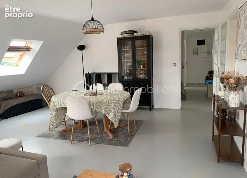 Appartement t2 loue - photo 1