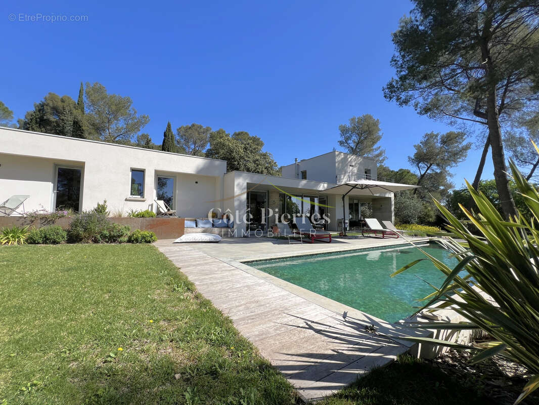 Maison à NIMES
