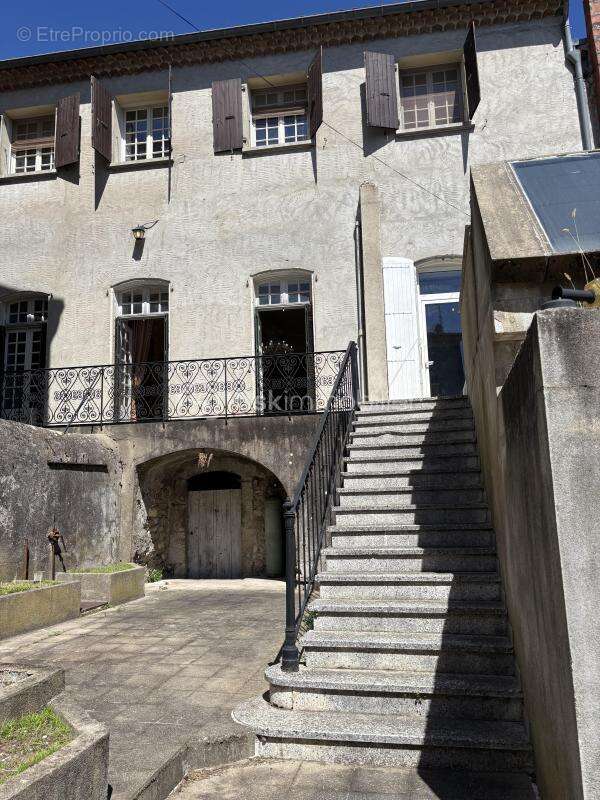 Maison à VILLENEUVE-DE-BERG