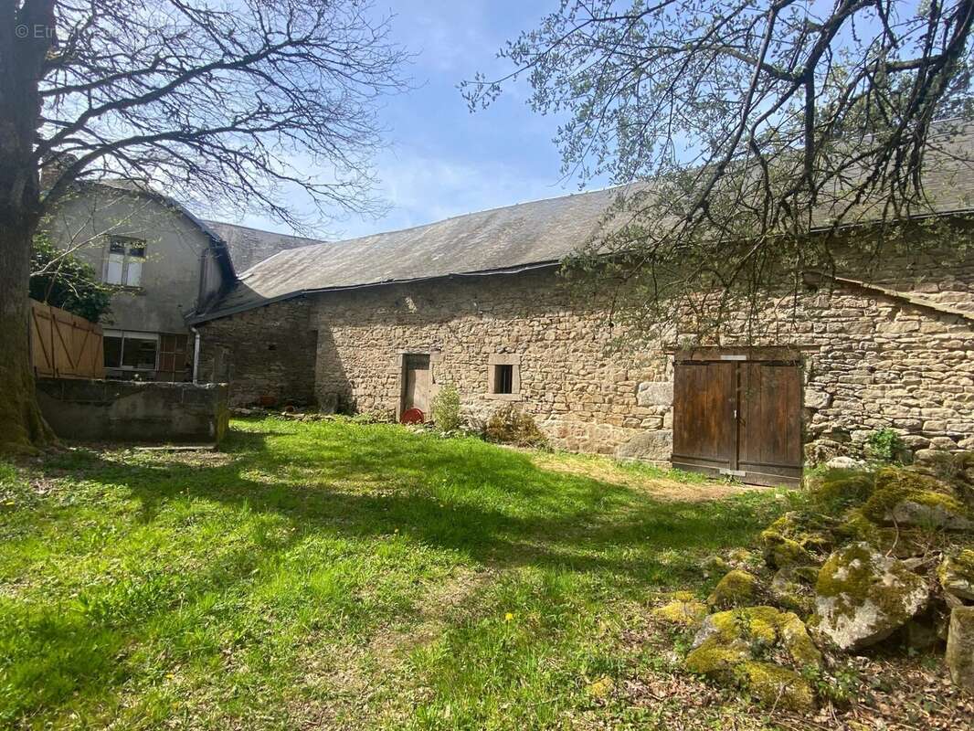Maison 85 m² à Faux-La-Montagne  - photo 6