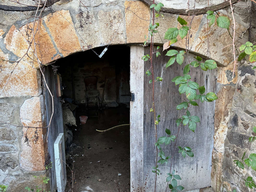 Maison à BUSSIERES