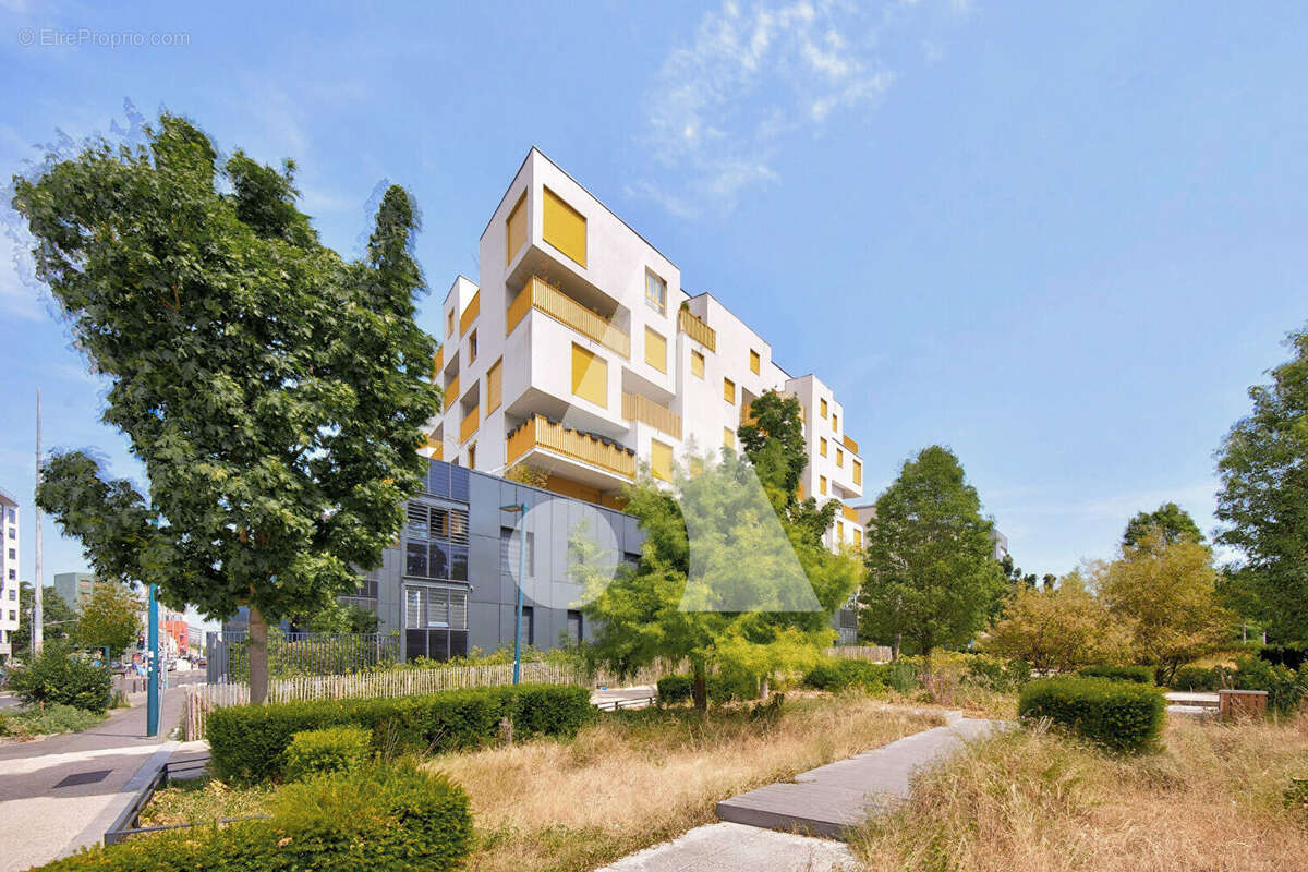 Appartement familial récent 86,9 m² - Métro Gabriel Péri Gennevilliers - Proche Clichy - Proche Asnieres sur seine - Box en sus - photo 13