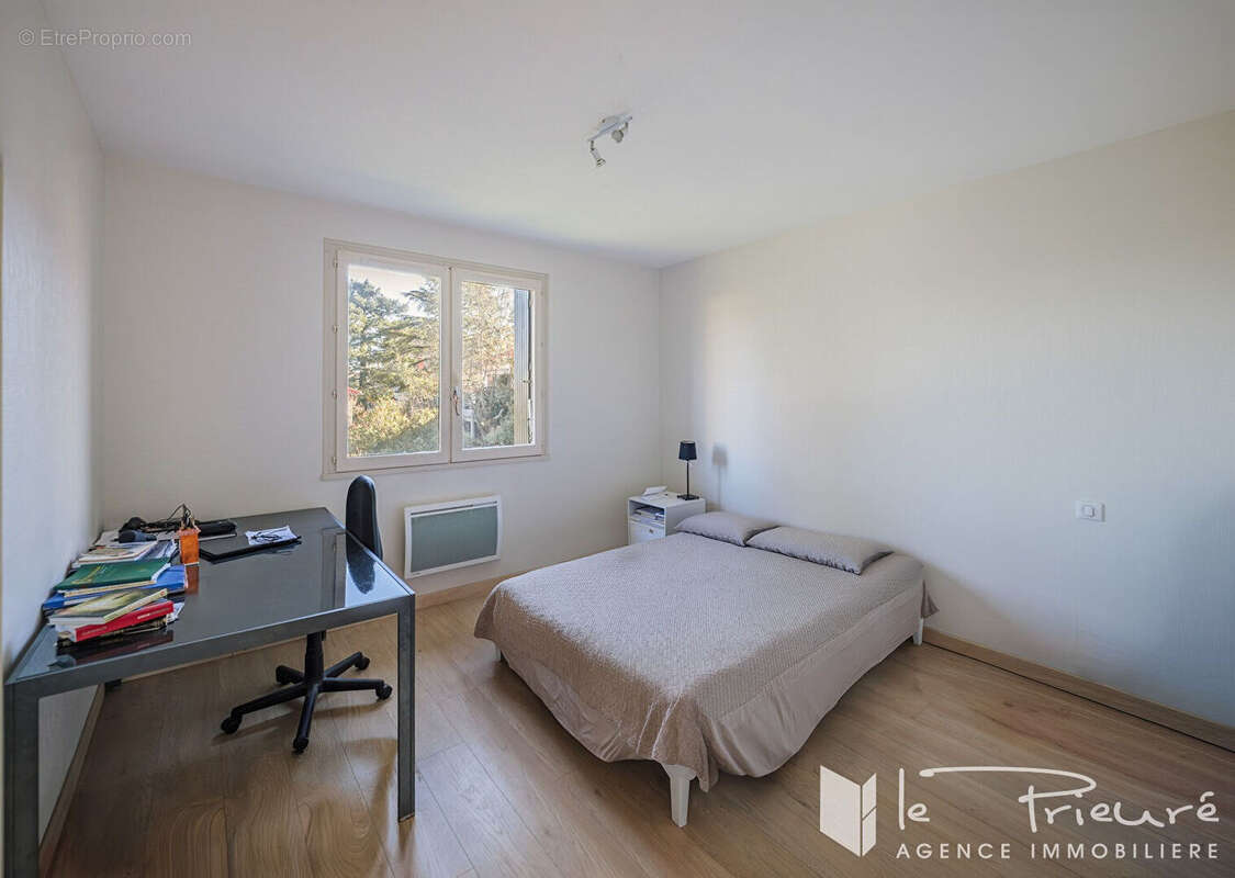 Maison individuelle avec jardin et fort potentiel dans le quartier recherché de la Maladrerie - photo 10