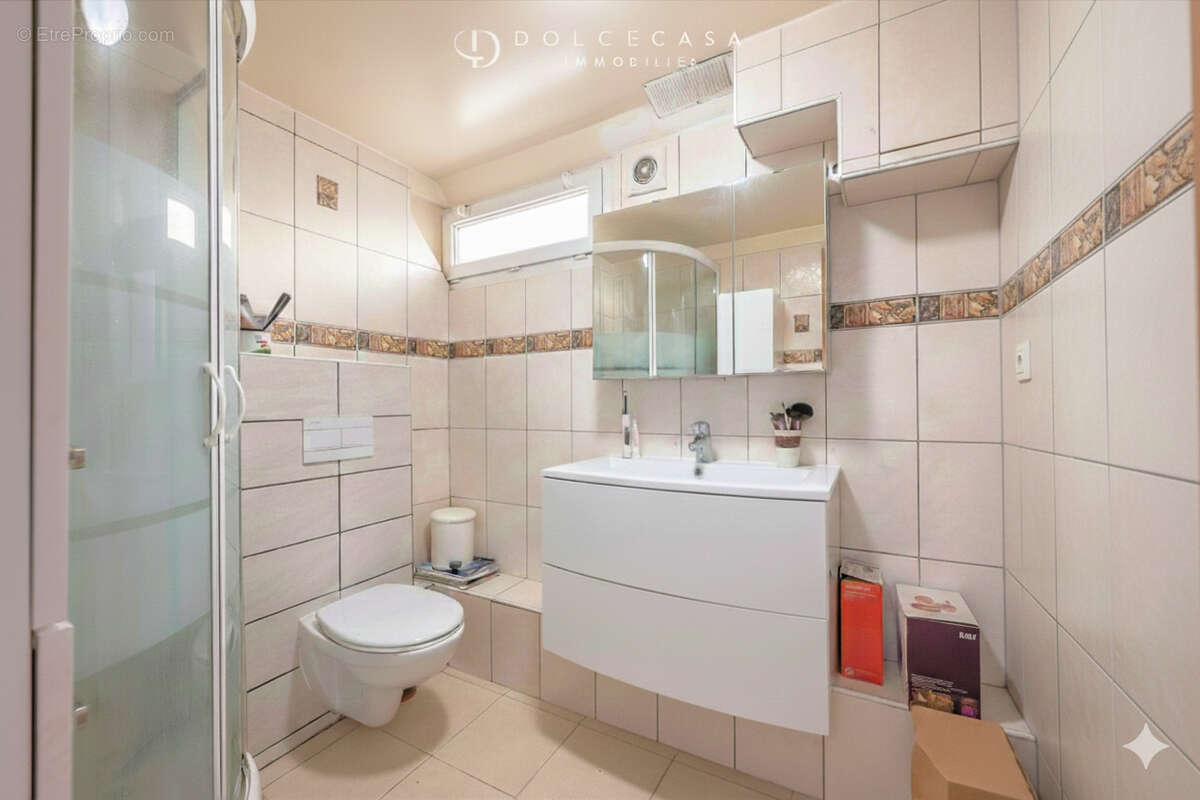 Maison à LE PERREUX-SUR-MARNE