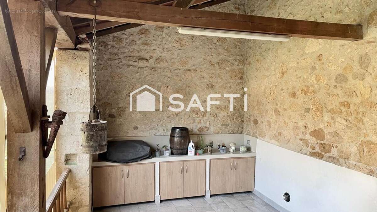 Maison 218 m² à Fieux  - photo 9