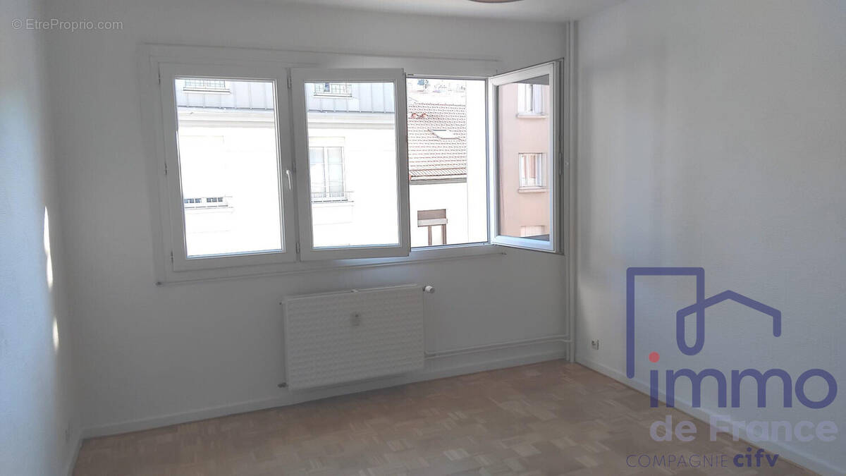 Appartement à SAINT-ETIENNE