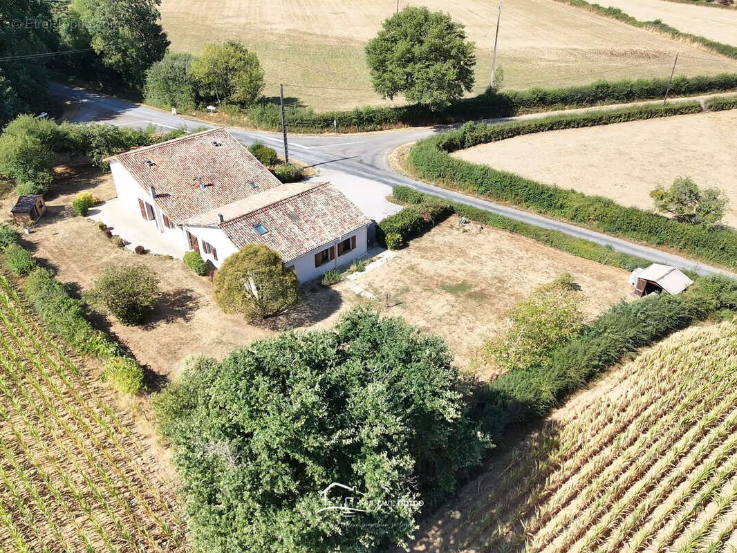 Maison à VASLES