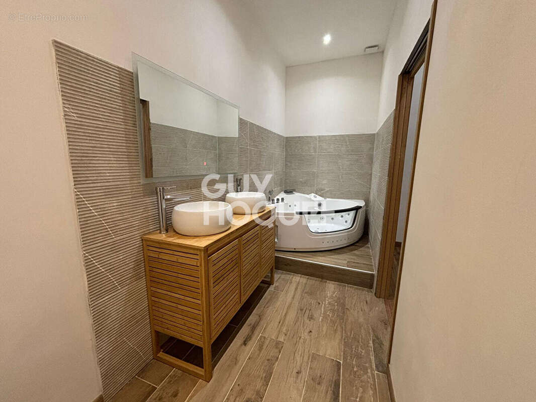 Maison à CUXAC-D'AUDE