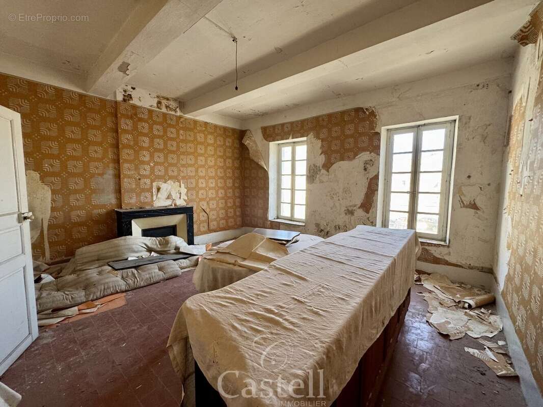 ***maison de caractère avec jardin et remise  fort potentiel au cur de pomérols*** - photo 13