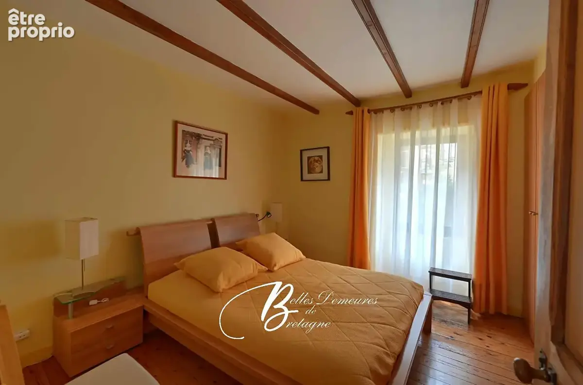 A vendre maison de caractère en pierre centre historique de Tréguier - photo 12