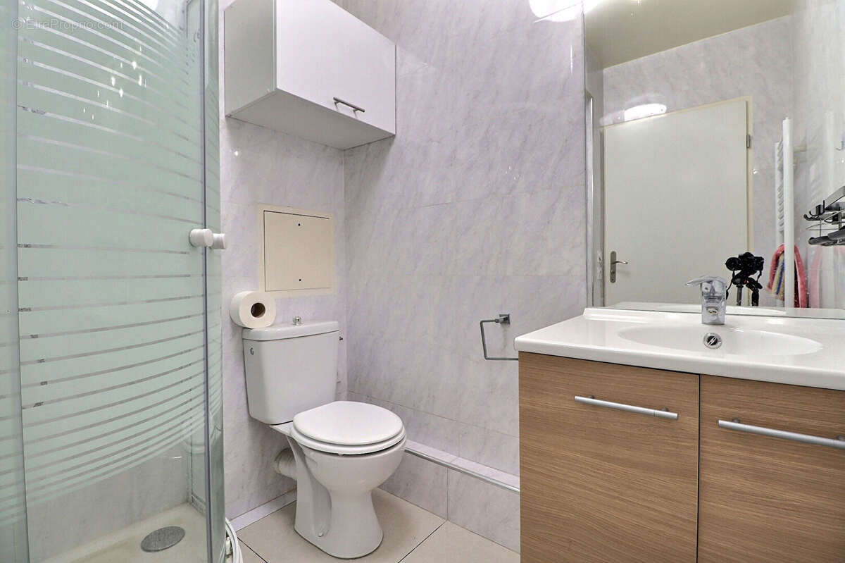 Appartement à AUBERVILLIERS