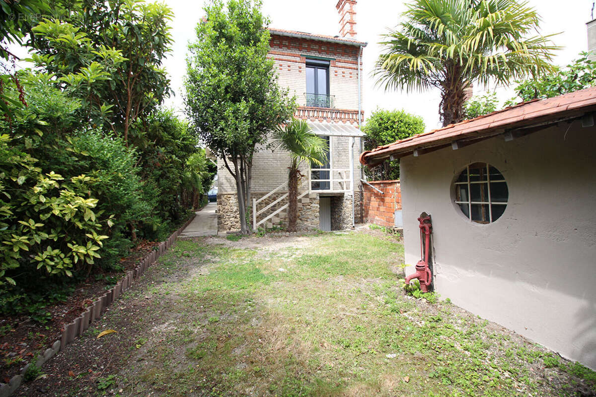 Maison à HOUILLES