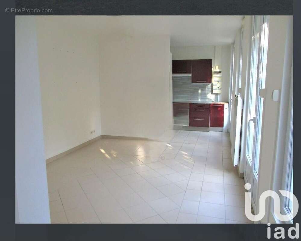 Photo 4 - Appartement à MONTEREAU-FAULT-YONNE