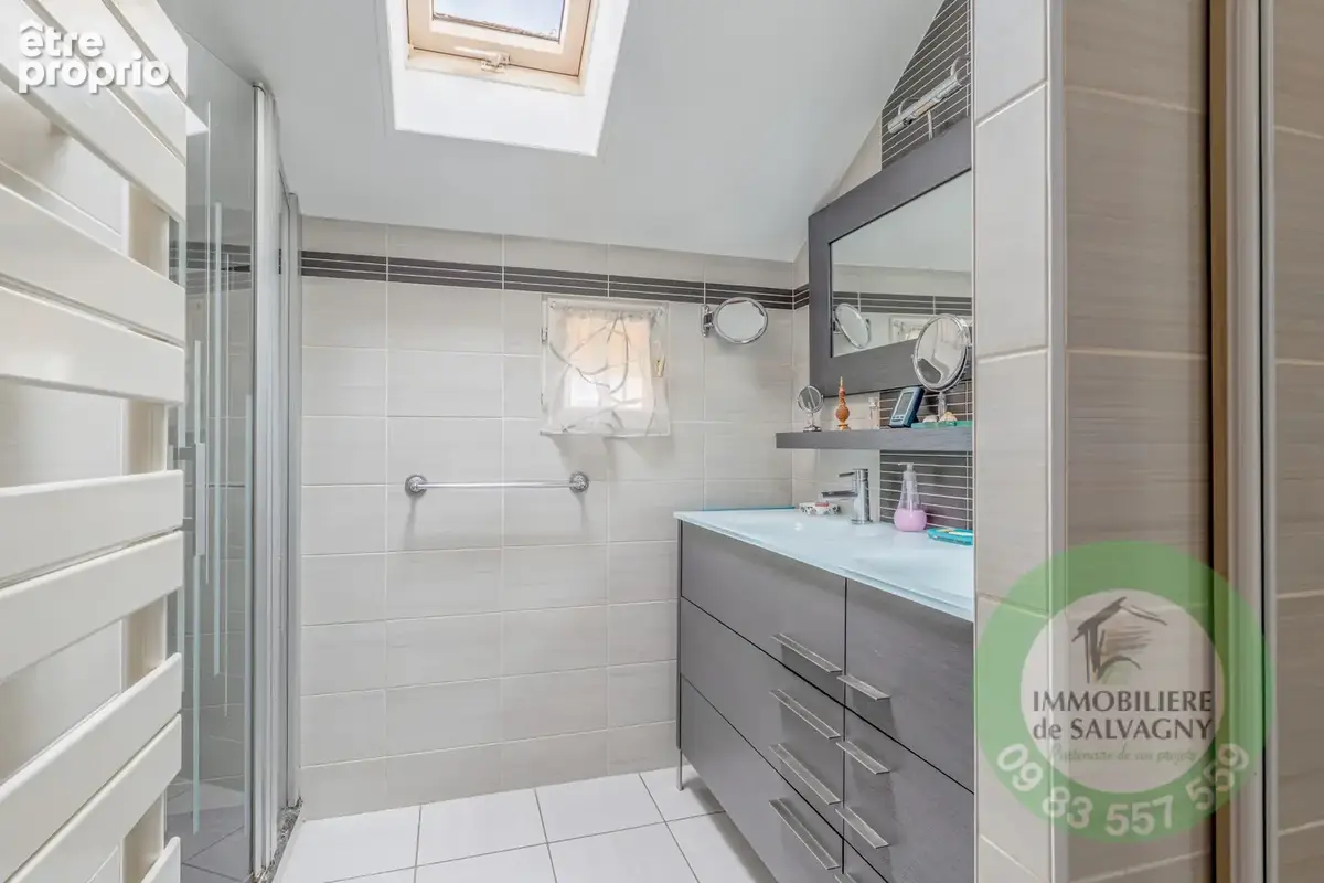 A vendre villa familiale en excellent état avec piscine chauffée - photo 12