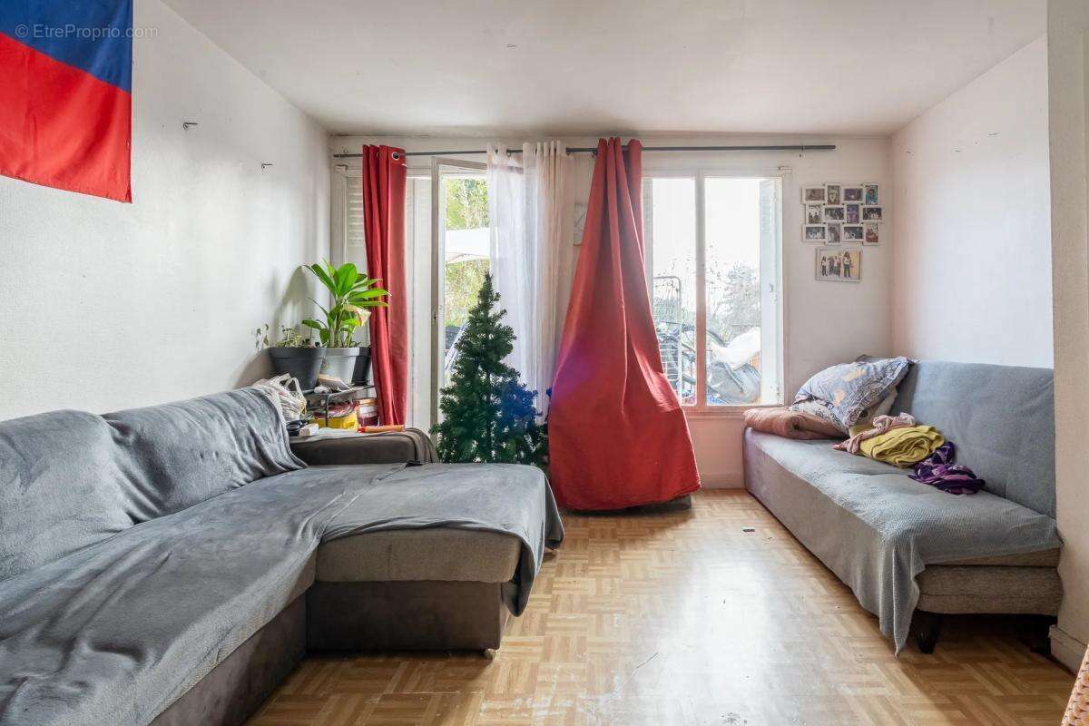 Appartement à LIVRY-GARGAN