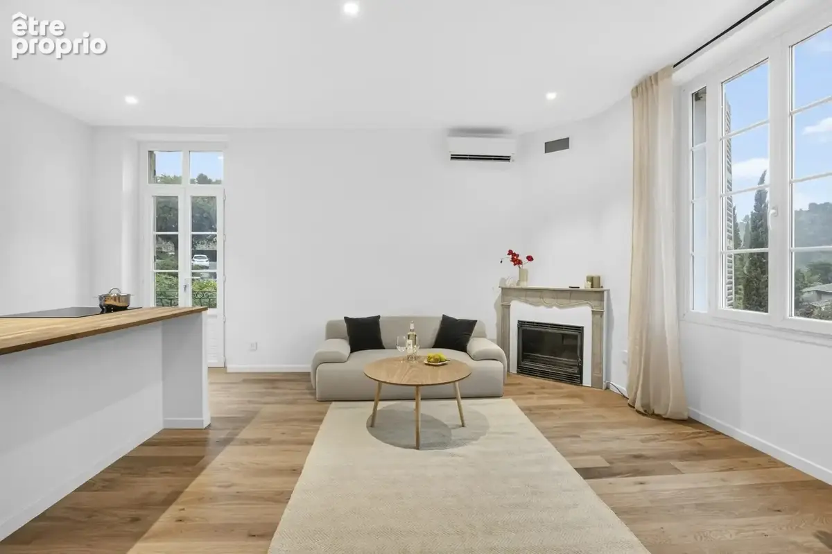Charmant appartement rénové de 3p avec balcon au cœur de valbonne village - photo 9