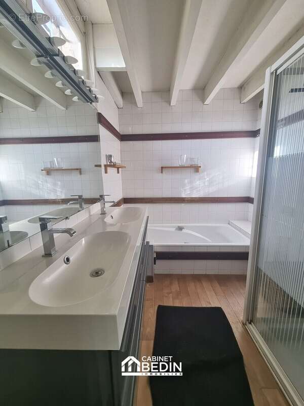Appartement à LE BOUSCAT