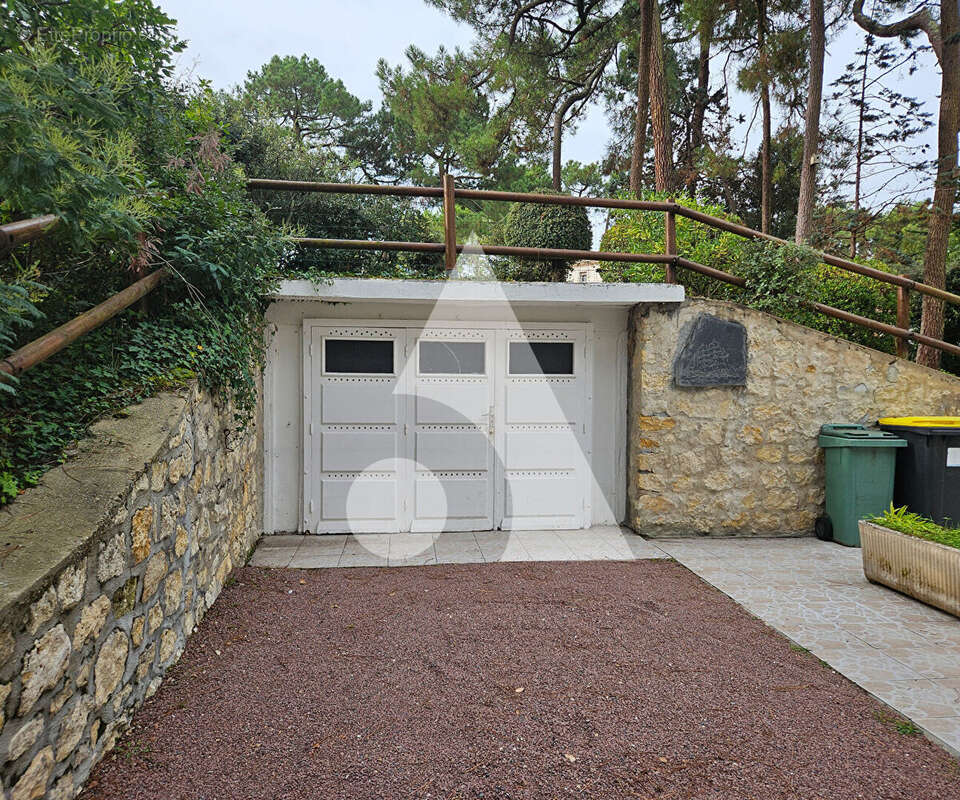 Maison à LES MATHES