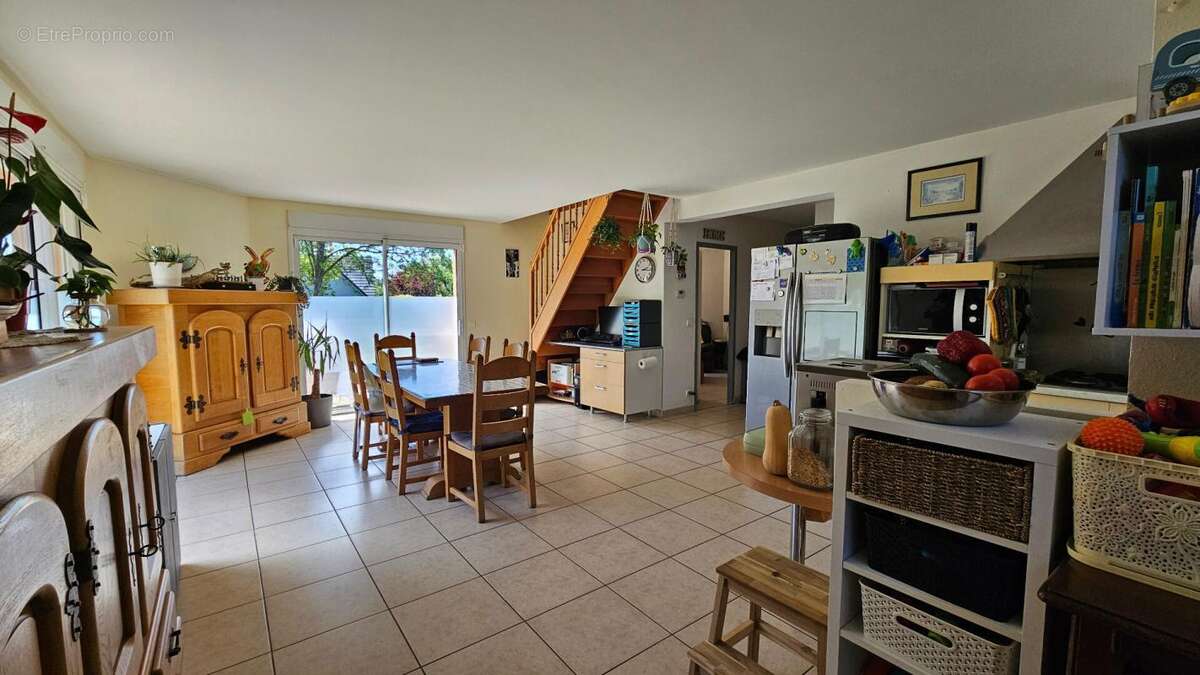 Maison Besancon 6 pièce(s) 122 m2 - photo 3