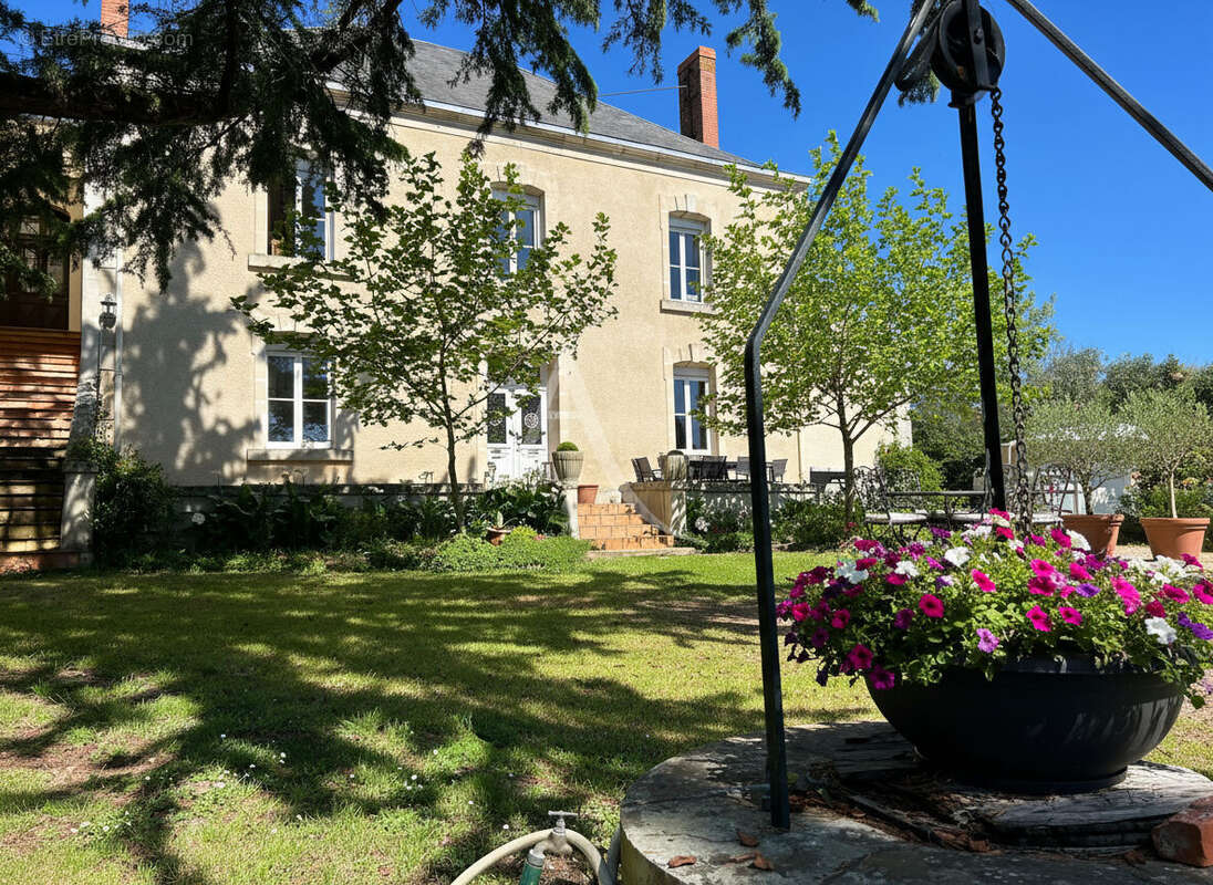 Maison à L'ILE-D'ELLE