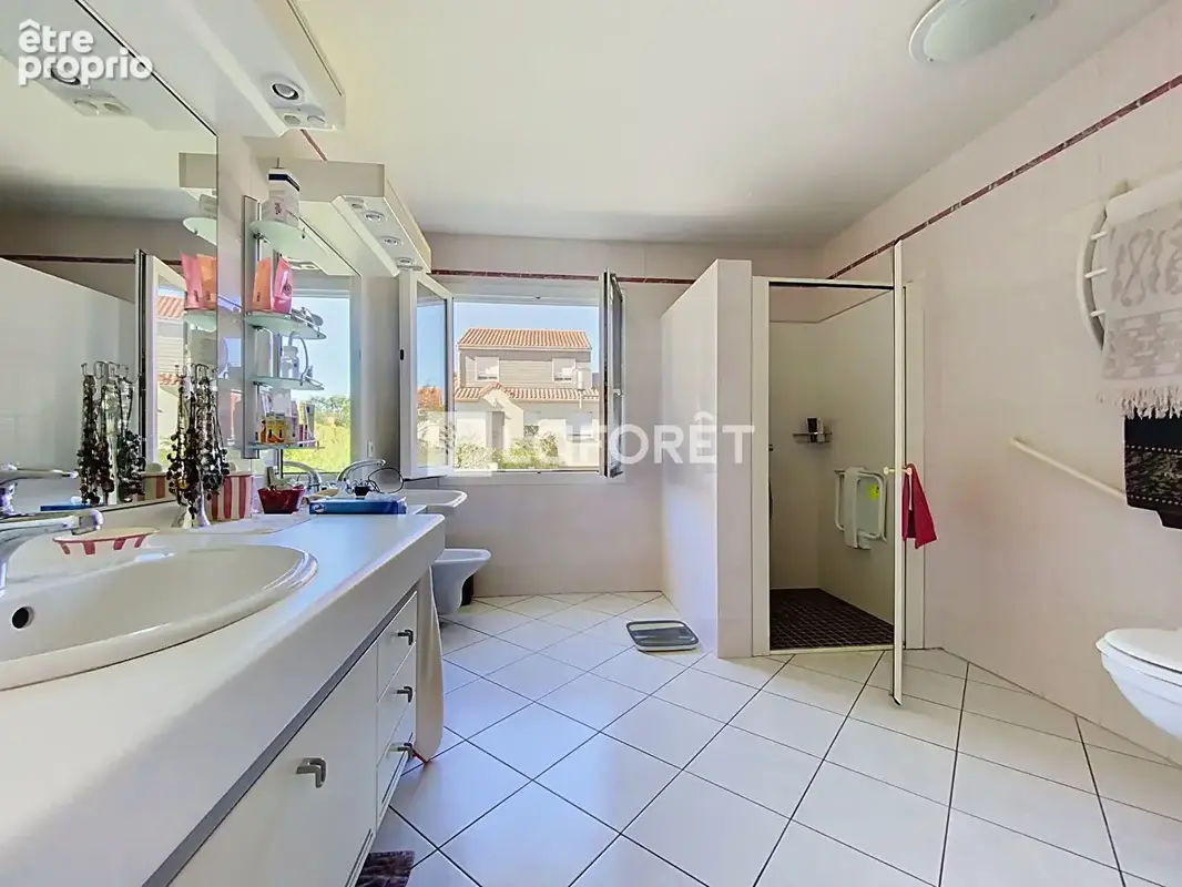 Maison plain-pied PMR Cholet 5 pièce(s) 106 m2 - photo 9