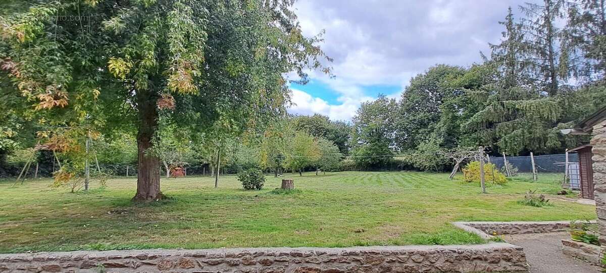 Maison à SAINT-CENERI-LE-GEREI