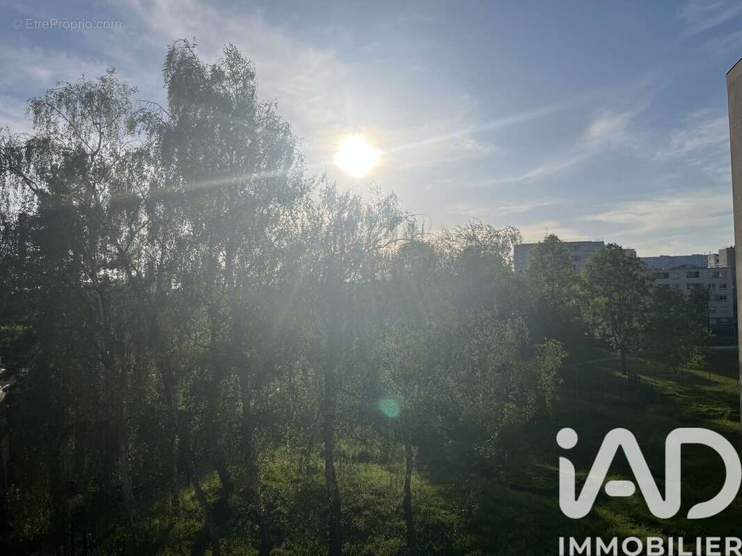 Photo 8 - Appartement à VILLIERS-LE-BEL