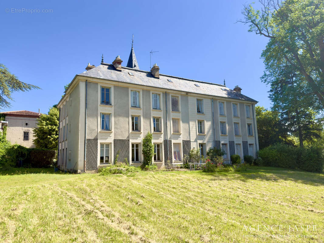 Autre à SURY-LE-COMTAL