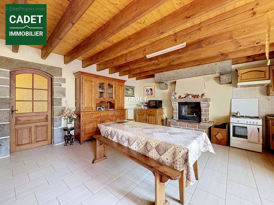 Maison 131 m² à Bacilly  - photo 3