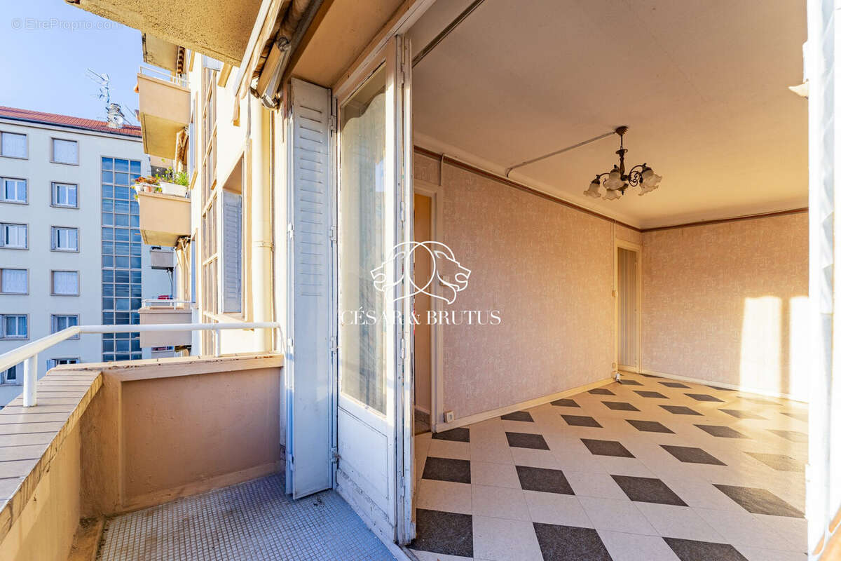 Appartement à LYON-7E