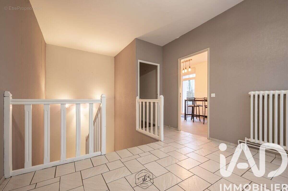 Photo 4 - Maison à REMILLY