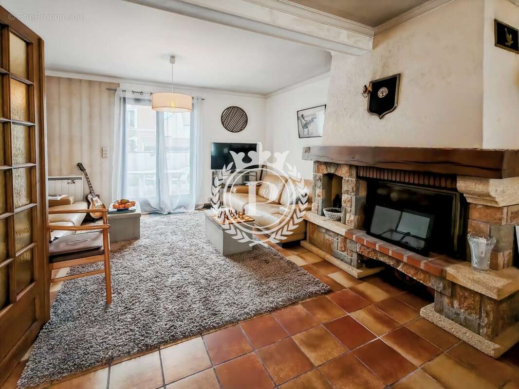 Maison à NEUILLY-PLAISANCE