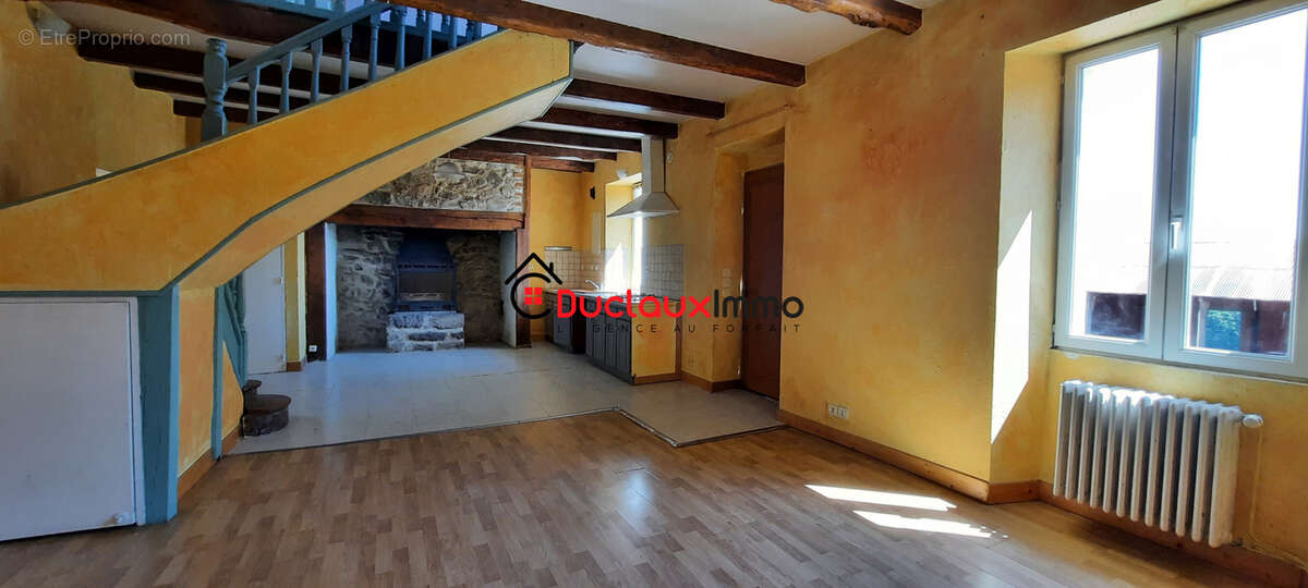 Ensemble Maison - Grange et dépendances - Terrain de 3 171 m2 - photo 4