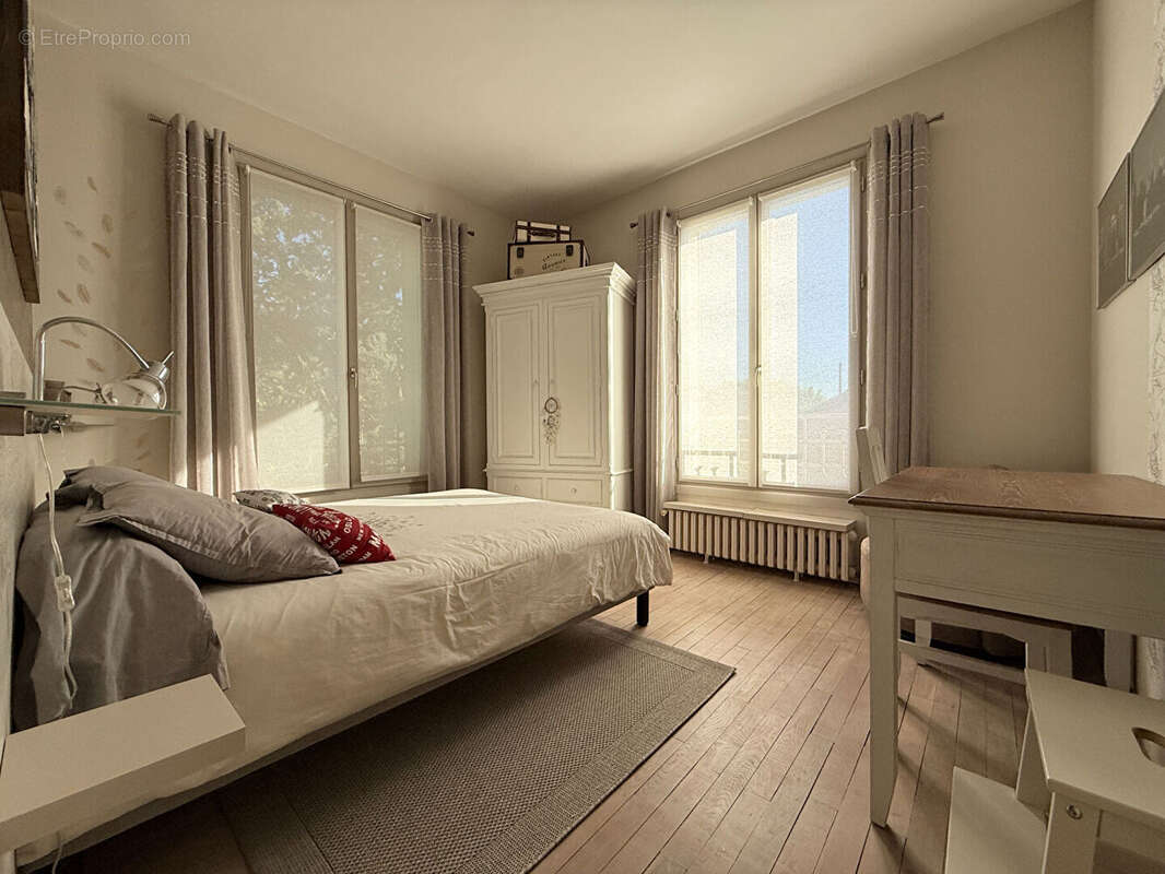 Maison à RIS-ORANGIS