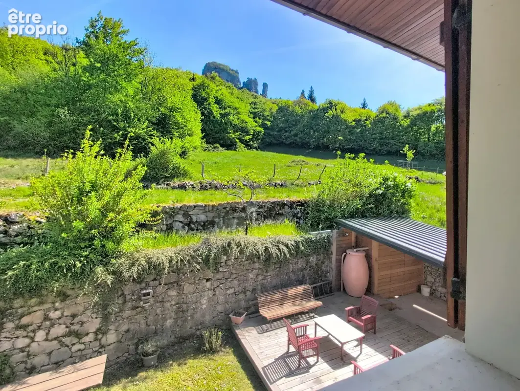 ALLÈVES   Maison familiale 145 m2 - 4 chambres - avec jardin et beau potentiel - photo 5
