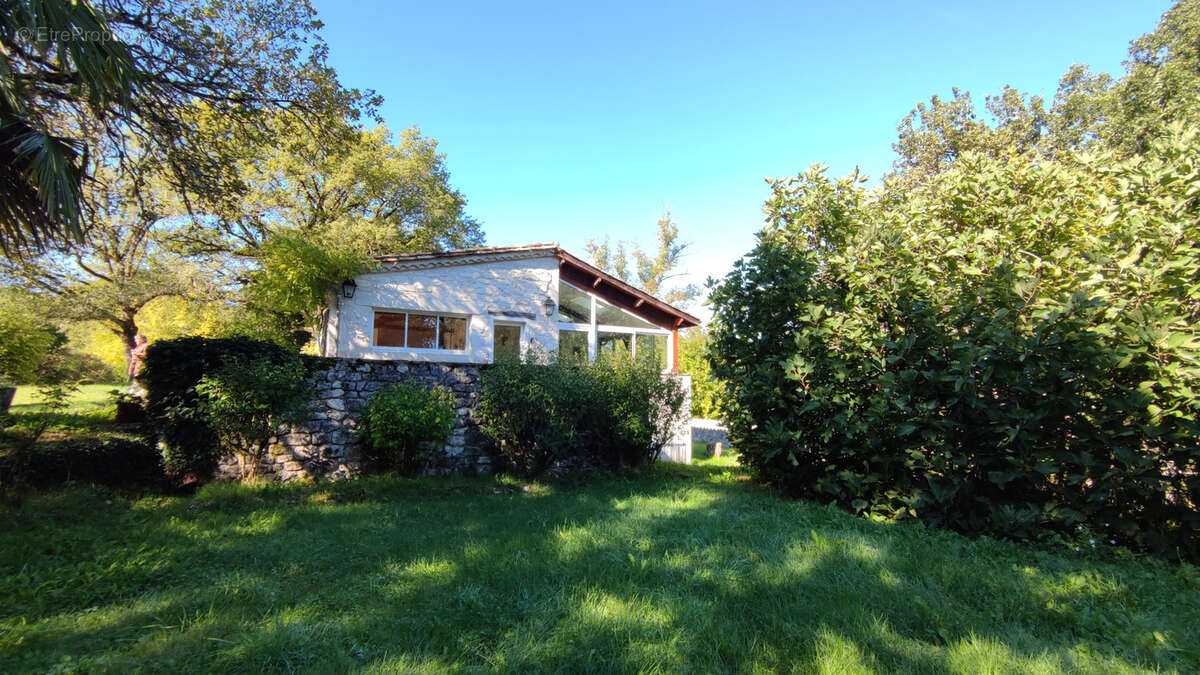 Maison à BAGAT-EN-QUERCY