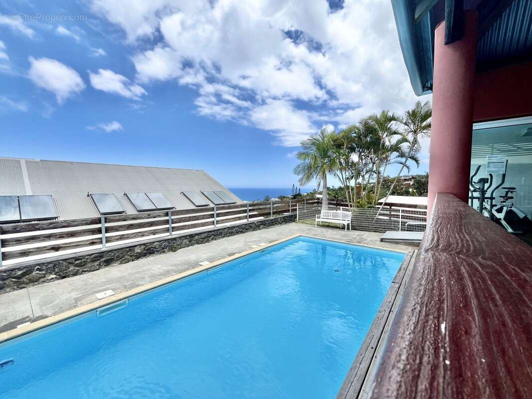 Appartement à LES AVIRONS