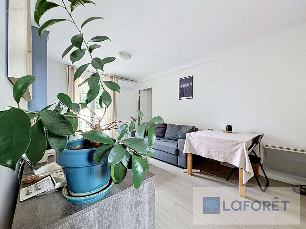 Appartement à SANARY-SUR-MER