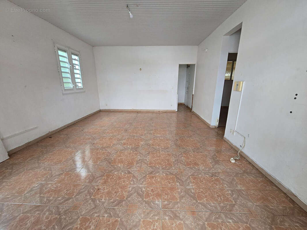 Maison à FORT-DE-FRANCE