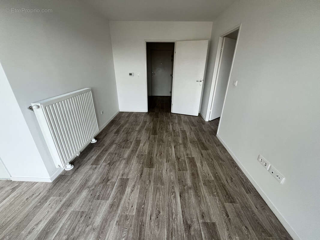 Appartement à BEZANNES
