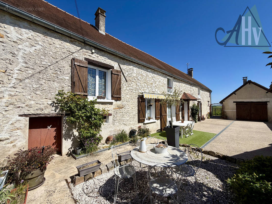 Maison à AUGERS-EN-BRIE