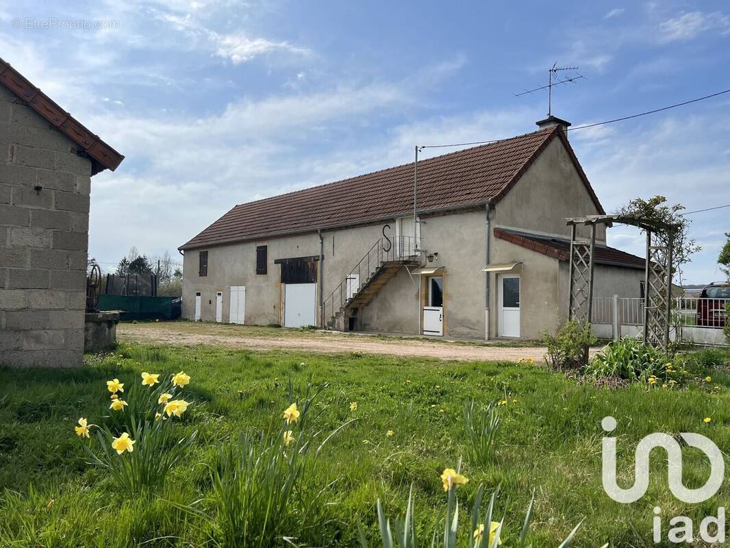 Photo 1 - Maison à DIGOIN