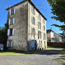 Maison à VIC-SUR-CERE